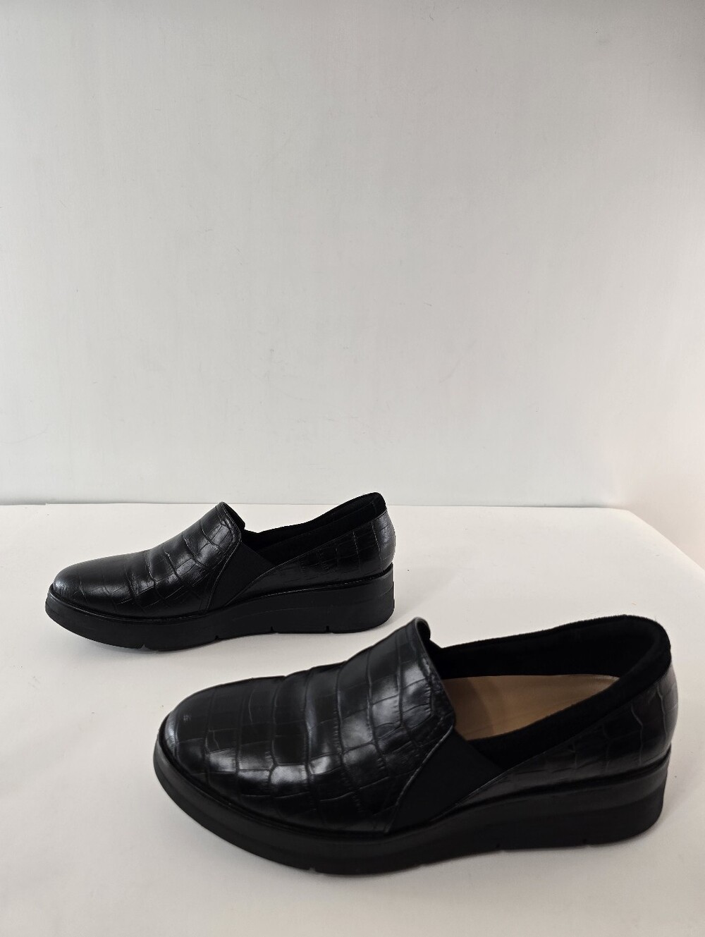 Clarks Unstructured Platform Loafers Croc Embossed Leather Slip On Shoes Size 9